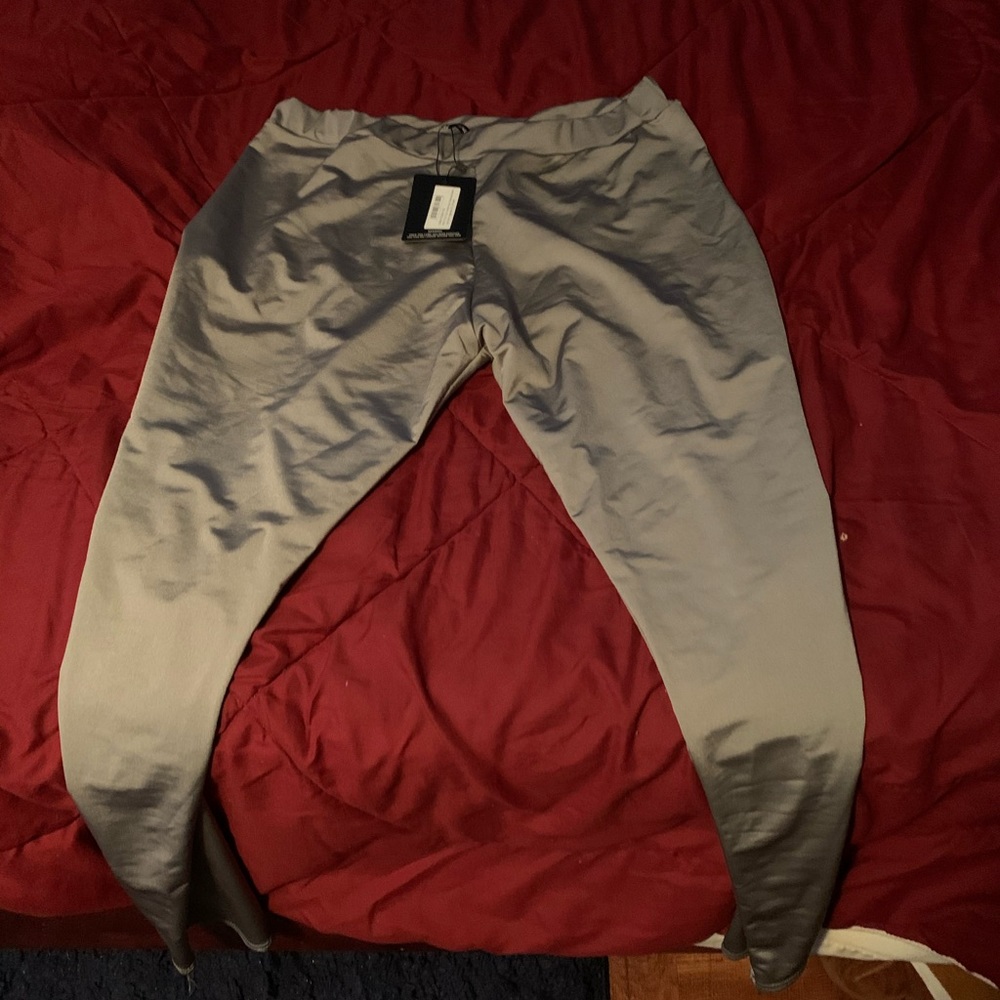 Pretty Little Thing Gray Gym Leggings